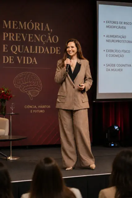 Rosangela Haydem, pesquisadora em saúde cerebral e prevenção de Alzheimer.